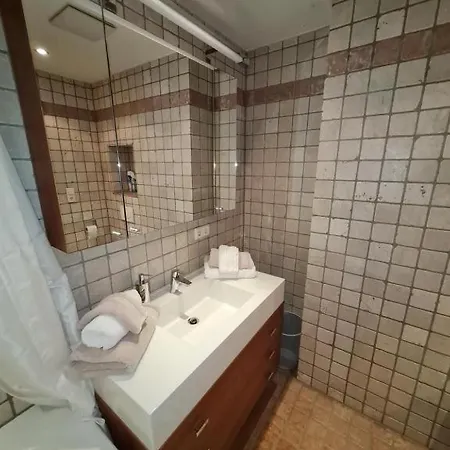 Therese By Monicare Apartment